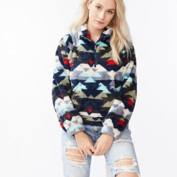 Aeropostale Printed Sherpa Fleece Half-Zip Pullover - Picture 1 of 10